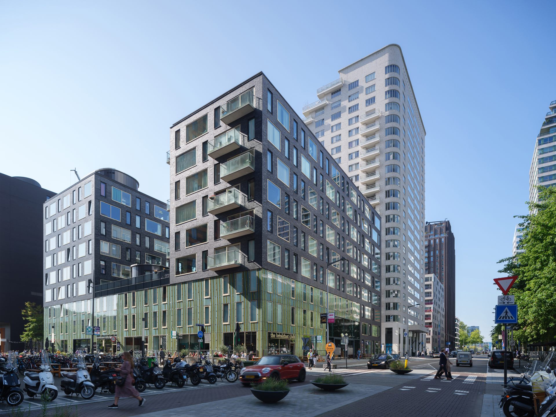 Django Building Amsterdam